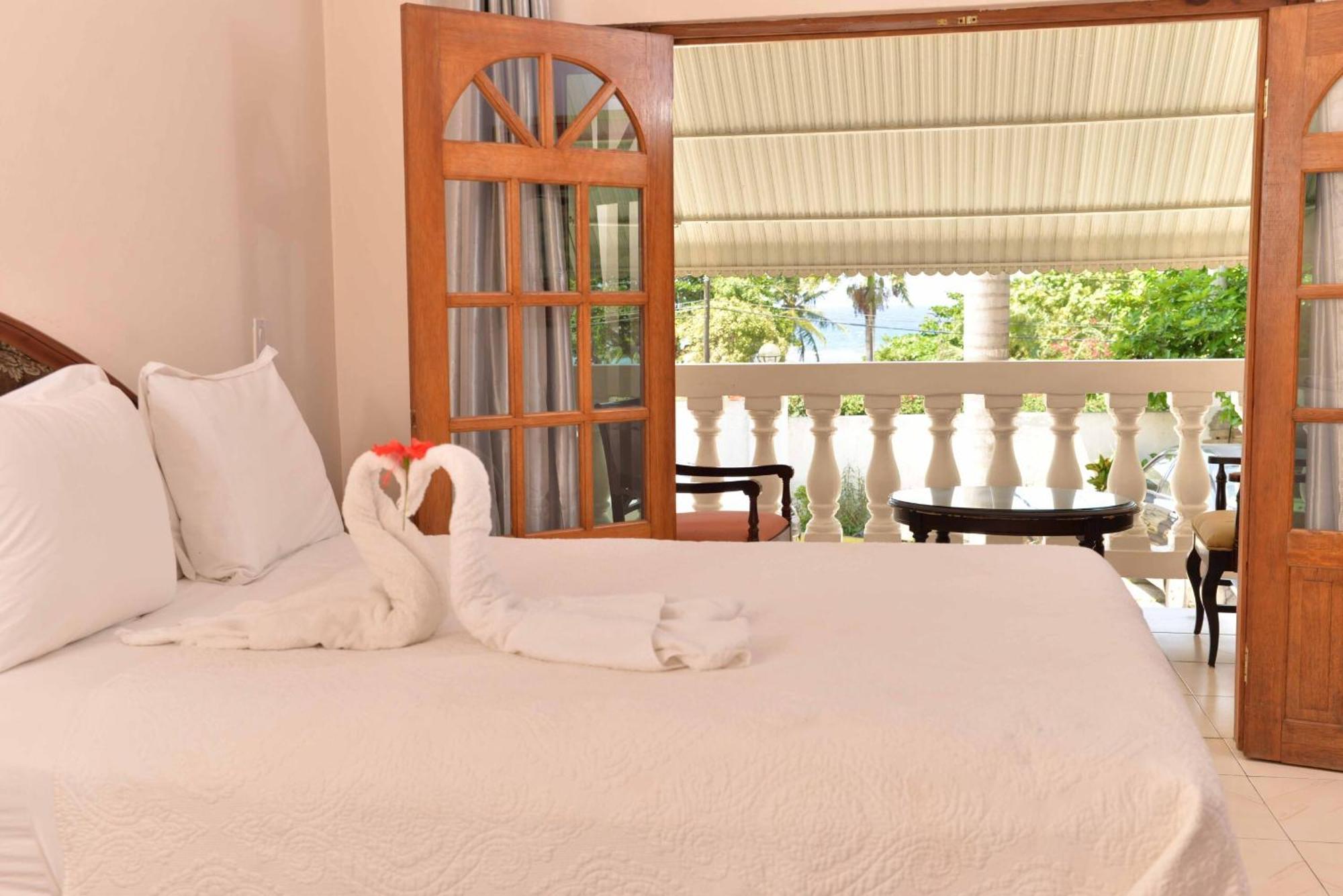 Chateau Margarita Ja Μοντέγκο Μπέυ Εξωτερικό φωτογραφία
